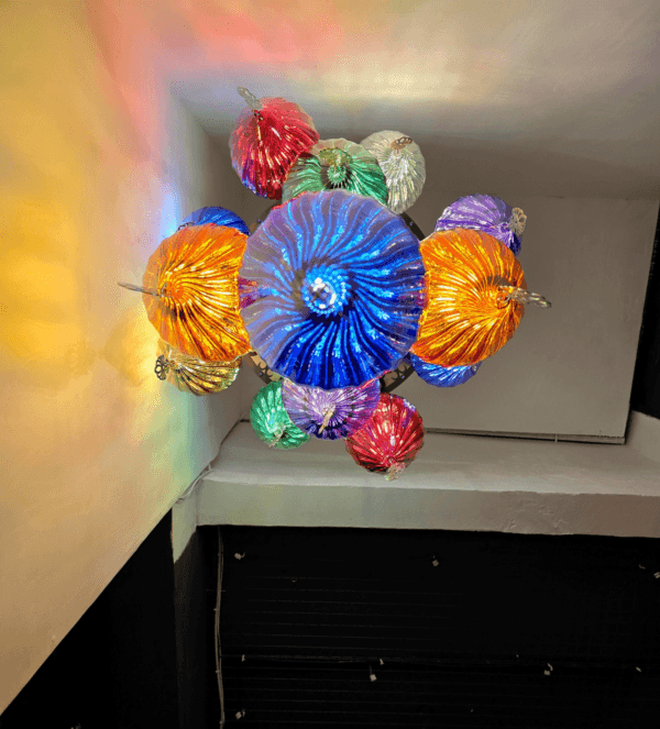 Light - Image 3